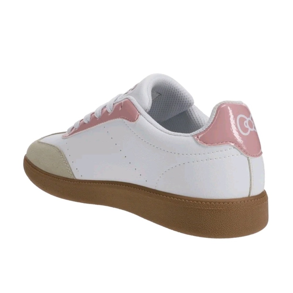 Hello Kitty Low-Top Sneakers White Pink Gum Sole Women's Size 9 NWT New - Picture 5 of 8